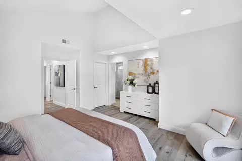 Bedroom - 131 Ortega Ave, Mountain View, CA 94040 photo 6 of 6