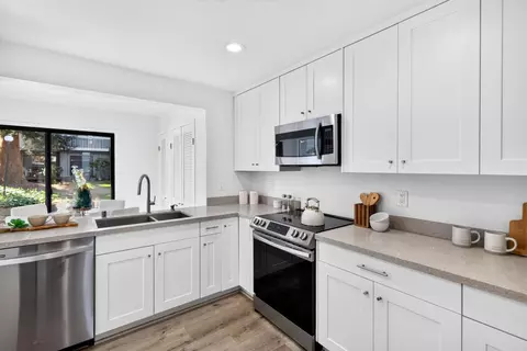 Kitchen - 131 Ortega Ave, Mountain View, CA 94040 photo 3 of 3