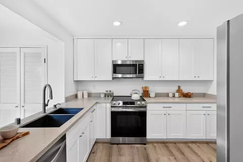 Kitchen - 131 Ortega Ave, Mountain View, CA 94040 photo 1 of 3