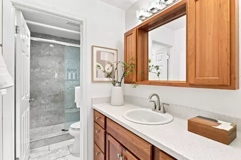 Bath - 928 Wright Ave 1103, Mountain View, CA 94043 photo 1 of 2