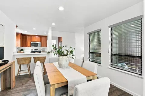 Dining - 928 Wright Ave 1103, Mountain View, CA 94043 photo 2 of 2