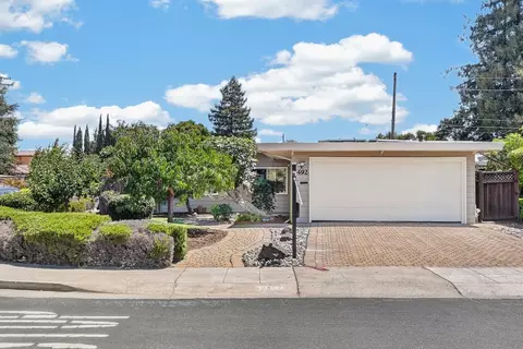 3492 Murdoch Ct, Palo Alto, CA 94306