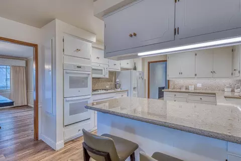 Kitchen - 1167 Los Palos Dr, Salinas, CA 93901 photo 4 of 5