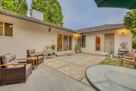 Exterior - 1167 Los Palos Dr, Salinas, CA 93901 photo 2 of 5