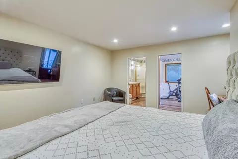 Bedroom - 1167 Los Palos Dr, Salinas, CA 93901 photo 7 of 9