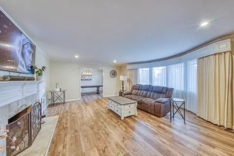 Living - 1167 Los Palos Dr, Salinas, CA 93901 photo 1 of 5