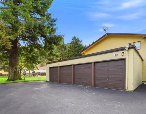 Exterior - 1161 Oddstad Blvd, Pacifica, CA 94044 photo 4 of 11