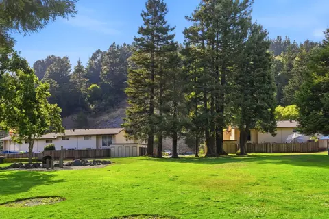 Exterior - 1161 Oddstad Blvd, Pacifica, CA 94044 photo 10 of 11