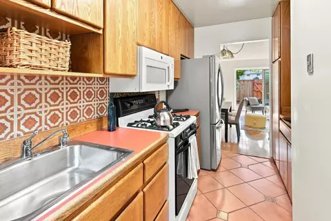 Kitchen - 1161 Oddstad Blvd, Pacifica, CA 94044 photo 1 of 1