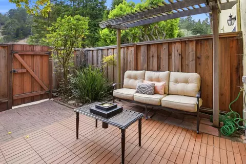 Exterior - 1161 Oddstad Blvd, Pacifica, CA 94044 photo 2 of 11
