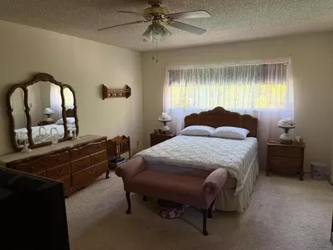 Bedroom - 7040 Valley Forge Dr, Gilroy, CA 95020 photo 2 of 8