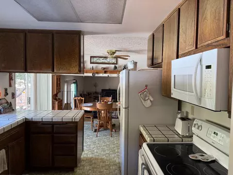 Kitchen - 7040 Valley Forge Dr, Gilroy, CA 95020 photo 1 of 3