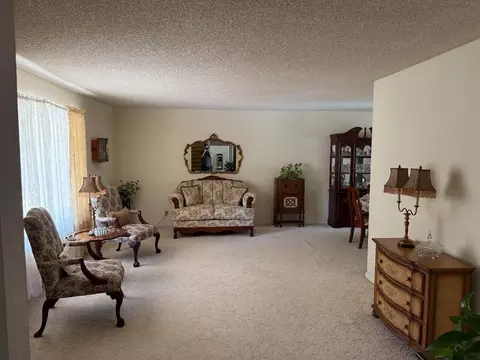 Living - 7040 Valley Forge Dr, Gilroy, CA 95020 photo 1 of 7