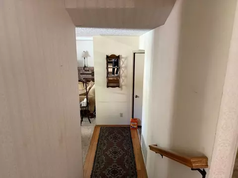 Entry Way - 7040 Valley Forge Dr, Gilroy, CA 95020 photo 1 of 2