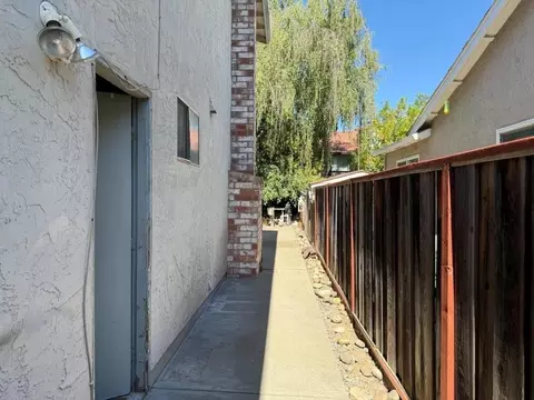 Exterior - 7040 Valley Forge Dr, Gilroy, CA 95020 photo 2 of 8