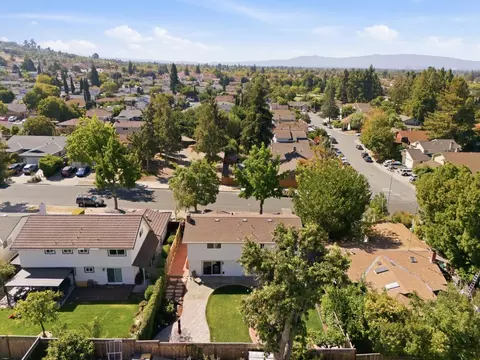 View/Area - 2073 Yosemite Dr, Milpitas, CA 95035 photo 2 of 9