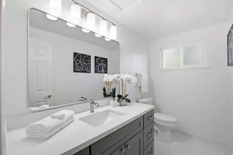 Bath - 2073 Yosemite Dr, Milpitas, CA 95035 photo 1 of 5