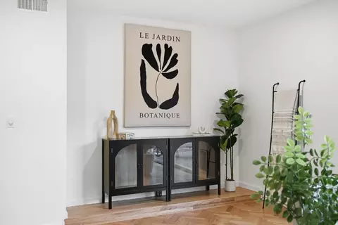 Entry Way - 2073 Yosemite Dr, Milpitas, CA 95035 photo 1 of 3