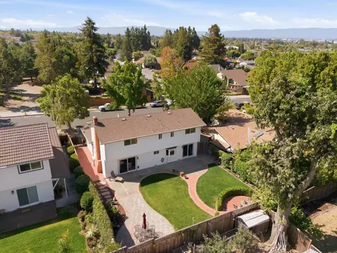View/Area - 2073 Yosemite Dr, Milpitas, CA 95035 photo 3 of 9