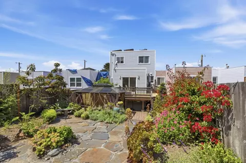 Exterior - 2740 38th Ave, San Francisco, CA 94116 photo 3 of 6