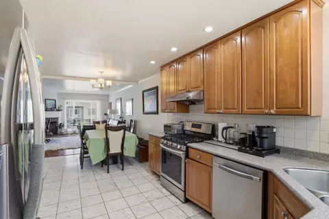 Kitchen - 2740 38th Ave, San Francisco, CA 94116 photo 5 of 5