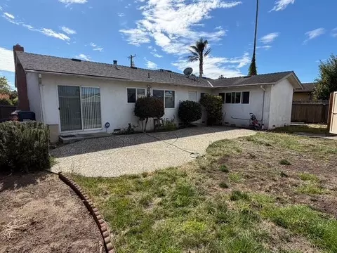 Exterior - Lawrence Ave, Watsonville, CA 95076 photo 2 of 3
