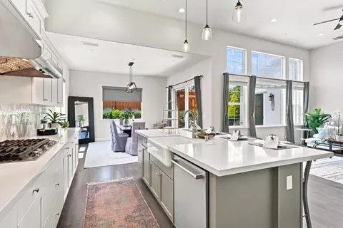Kitchen - 3033 Andesite Dr, Marina, CA 93933 photo 3 of 5