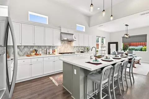 Kitchen - 3033 Andesite Dr, Marina, CA 93933 photo 4 of 5