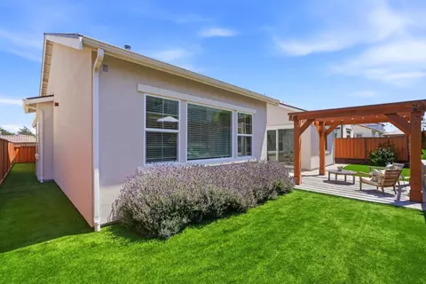 Exterior - 3033 Andesite Dr, Marina, CA 93933 photo 4 of 5