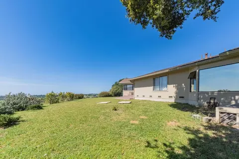 Exterior - 169 Old Stage Rd, Salinas, CA 93908 photo 7 of 7