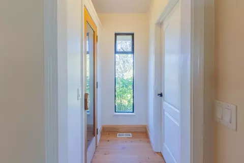 Entry Way - 169 Old Stage Rd, Salinas, CA 93908 photo 3 of 4