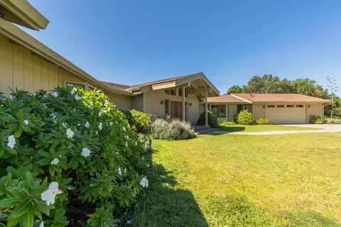Exterior - 169 Old Stage Rd, Salinas, CA 93908 photo 5 of 7
