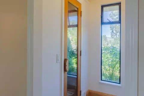 Entry Way - 169 Old Stage Rd, Salinas, CA 93908 photo 4 of 4