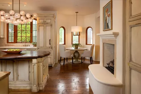 Kitchen - 1475 Alva Ln, Pebble Beach, CA 93953 photo 4 of 4