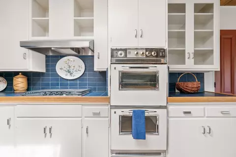 Kitchen - 215 Lamanda Dr, Aptos, CA 95003 photo 3 of 3