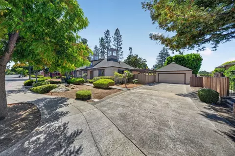 Exterior - 402 Sylvan Ave, Mountain View, CA 94041 photo 3 of 24