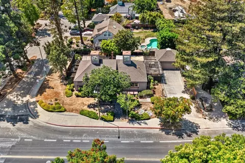 View/Area - 402 Sylvan Ave, Mountain View, CA 94041 photo 2 of 8