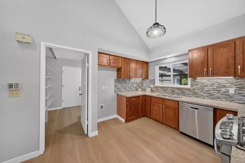 Other - 402 Sylvan Ave, Mountain View, CA 94041 photo 5 of 13