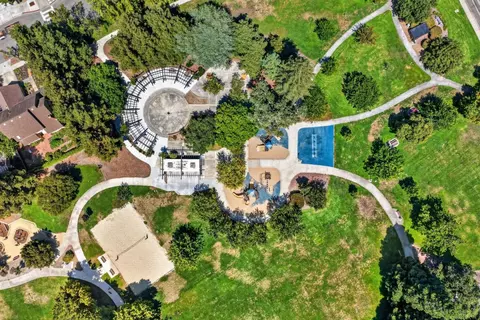 View/Area - 402 Sylvan Ave, Mountain View, CA 94041 photo 8 of 8
