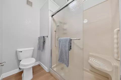 Bath - 402 Sylvan Ave, Mountain View, CA 94041 photo 5 of 5