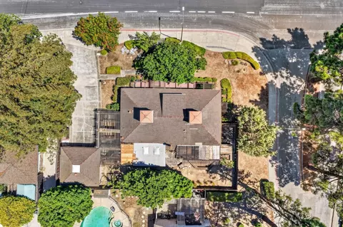 View/Area - 402 Sylvan Ave, Mountain View, CA 94041 photo 4 of 8