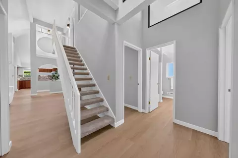 Entry Way - 402 Sylvan Ave, Mountain View, CA 94041 photo 3 of 4