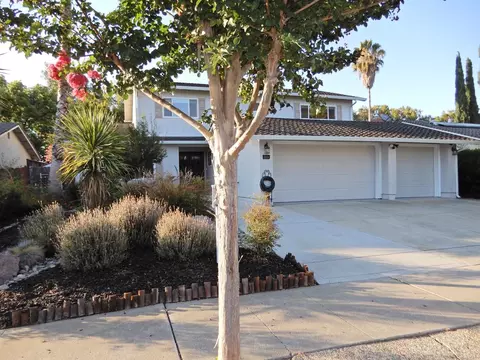 Exterior - 819 Cumberland Dr, Gilroy, CA 95020 photo 2 of 8