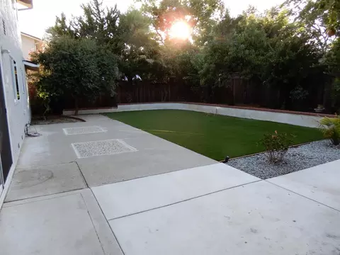 Exterior - 819 Cumberland Dr, Gilroy, CA 95020 photo 5 of 8