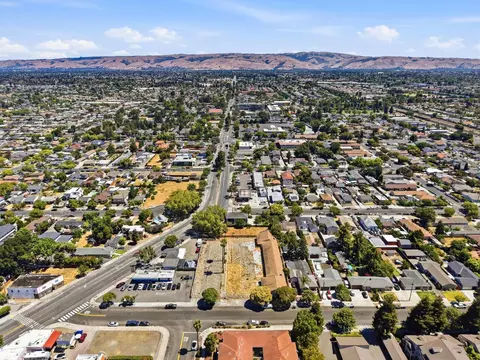 6940 Rich Ave, Newark, CA 94560 photo 4