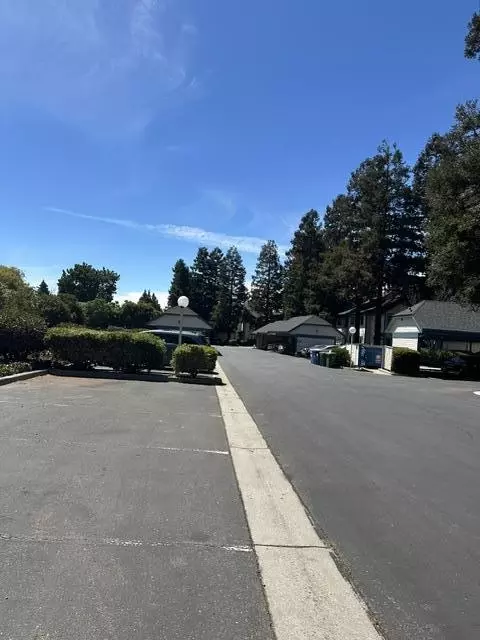 Exterior - 46666 Winema Cmn, Fremont, CA 94539 photo 8 of 9