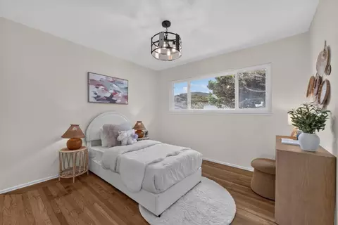Bedroom - 172 Shoreview Ave, Pacifica, CA 94044 photo 3 of 3