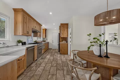 Kitchen - 172 Shoreview Ave, Pacifica, CA 94044 photo 3 of 3