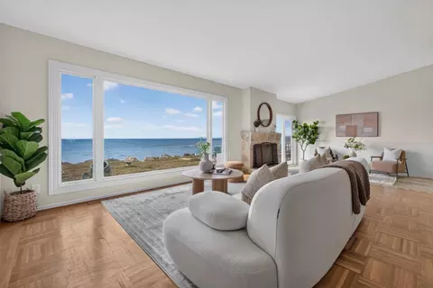 Living - 172 Shoreview Ave, Pacifica, CA 94044 photo 2 of 5
