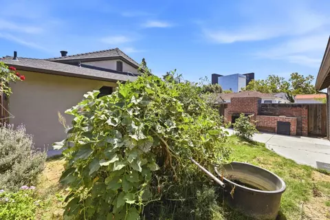 Exterior - 99 E Hedding St, San Jose, CA 95112 photo 5 of 15
